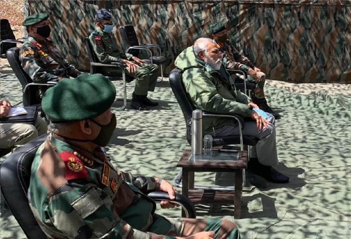 PM Narendra Modi in Leh Ladakh News, PM Narendra Modi in Ladakh with CDS General Bipin Rawat to review situation after India-China clash in Galwan valley