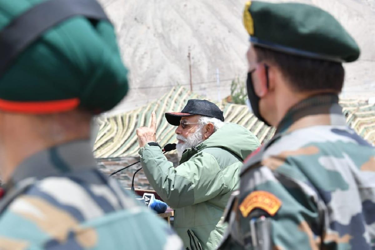 PM Modi in Ladakh : Indias intention is clear: China thinks it has to go to war or retreat, experts told the meaning of PM Modis Ladakh visit