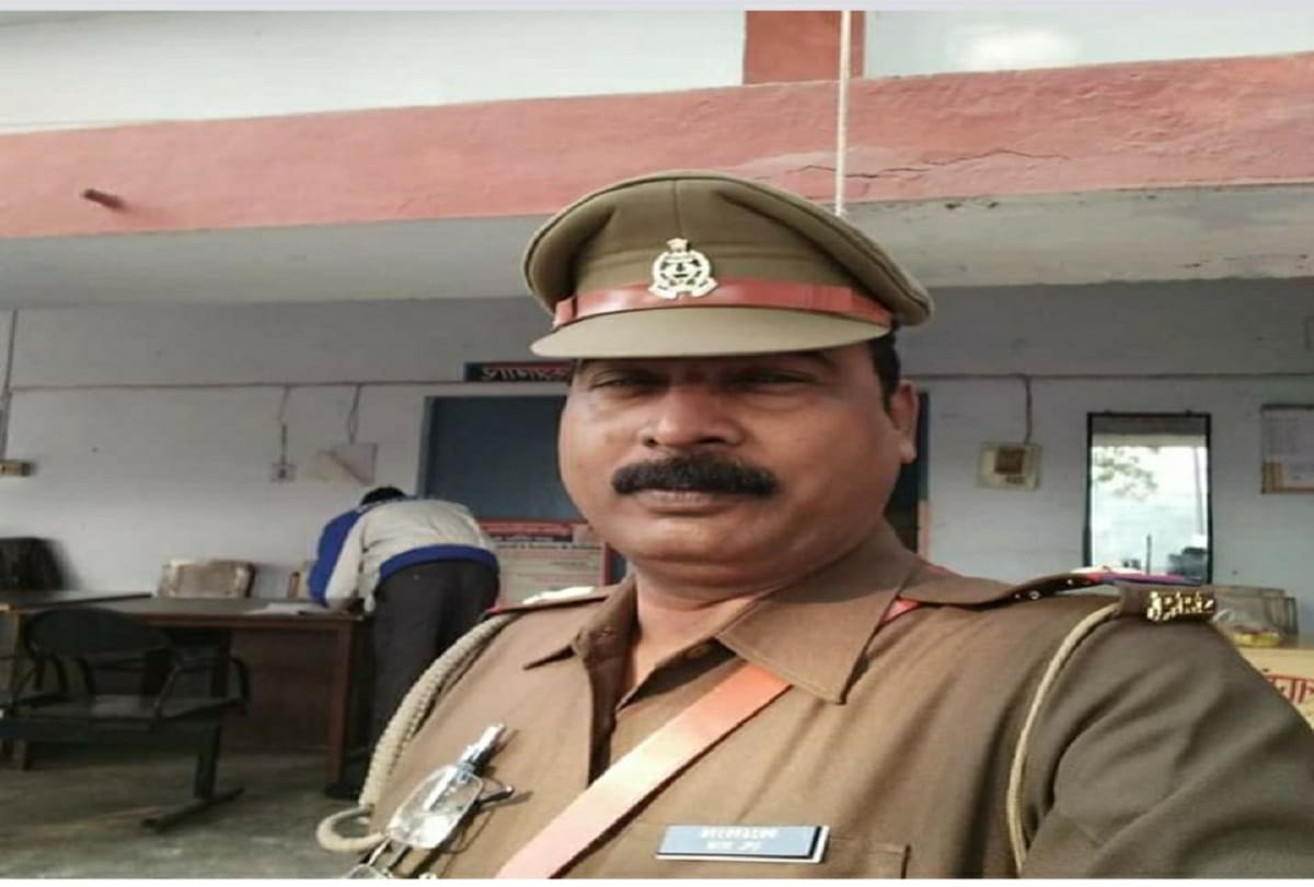 The Sub inspector of Bhiti was also martyred in the attack of miscreants in Kanpur