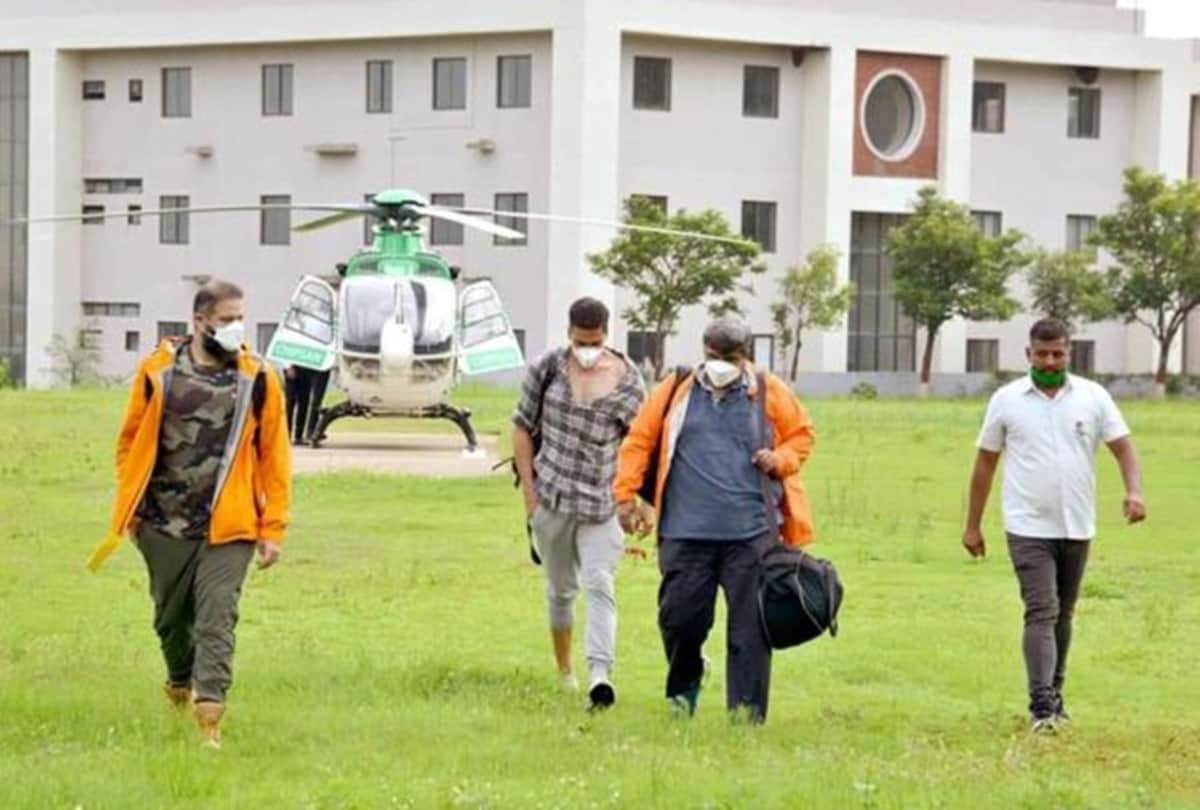 Akshay Kumar helicopter trip to Nashik Mumbai Police Will Investigate Say Maharashtra Minister Chhagan Bhujbal