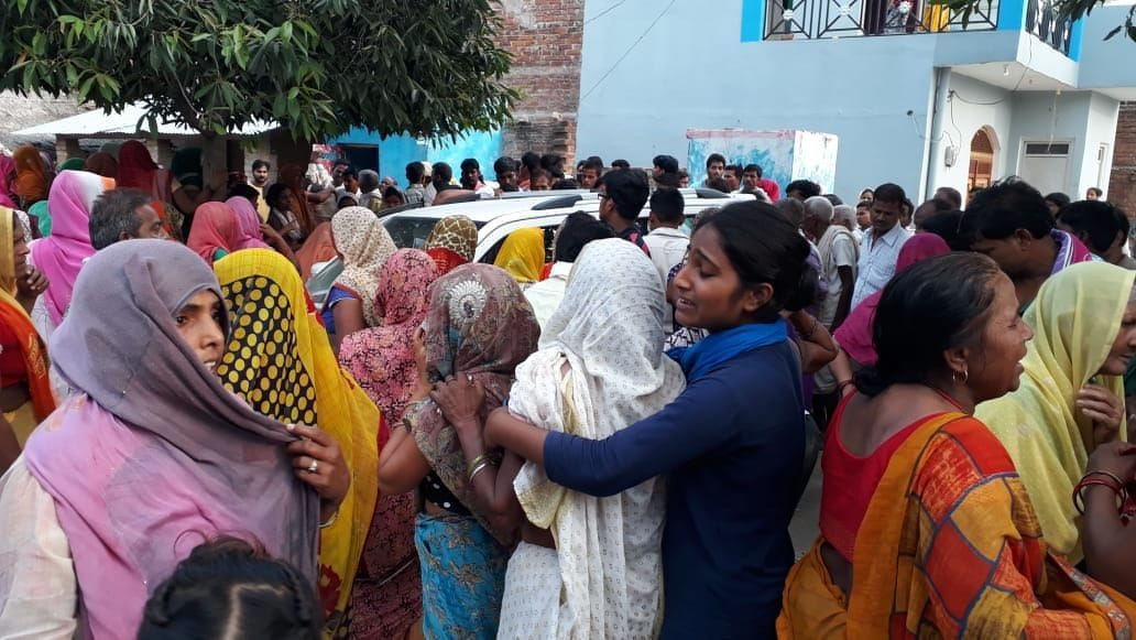 trak mein utara karant, pashu chikitsak kee maut, adhivakta jhulase