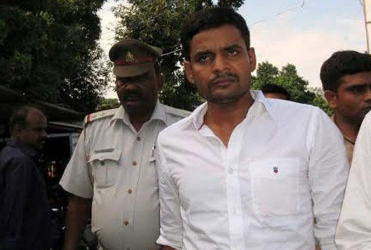 case of extortion filed against Chandan Singh lodged in Dasna Jail