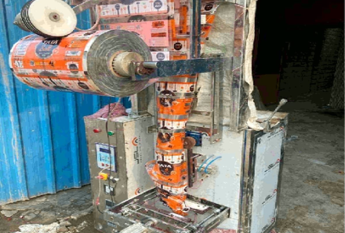 Duplicate salt making factory exposed in Delhi crime news