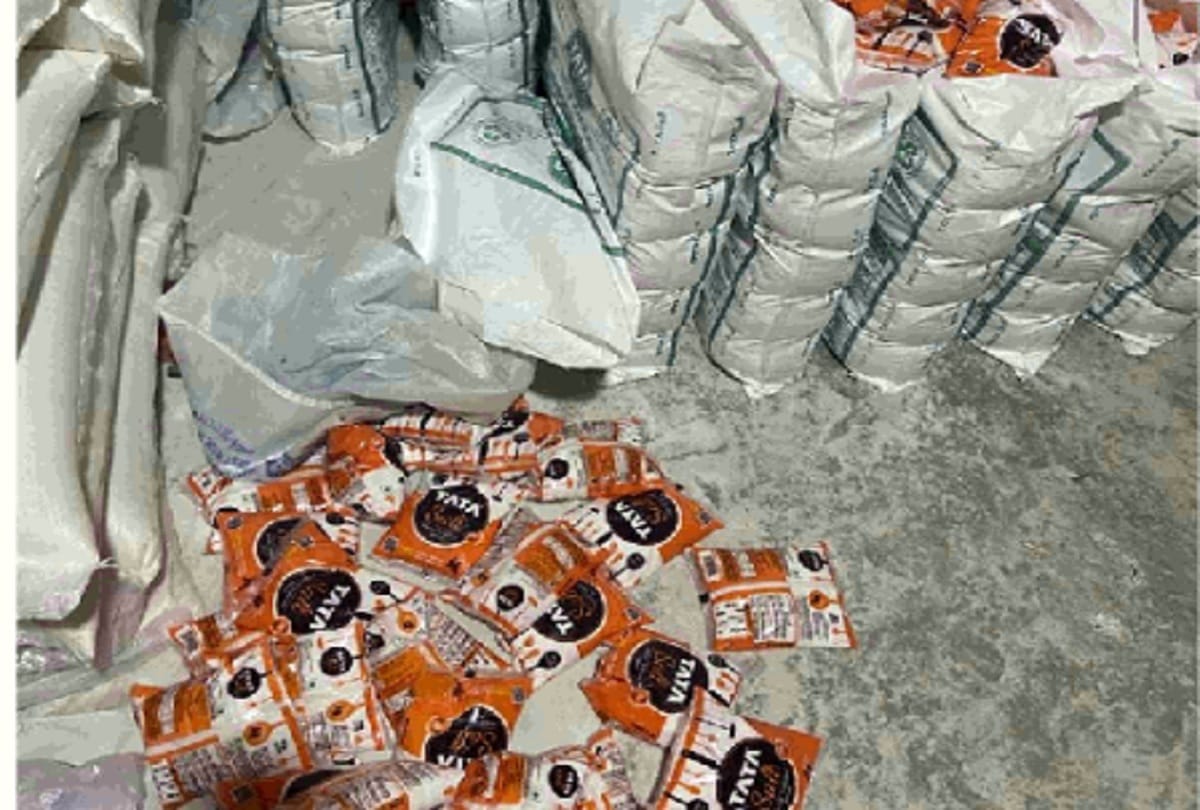 Duplicate salt making factory exposed in Delhi crime news