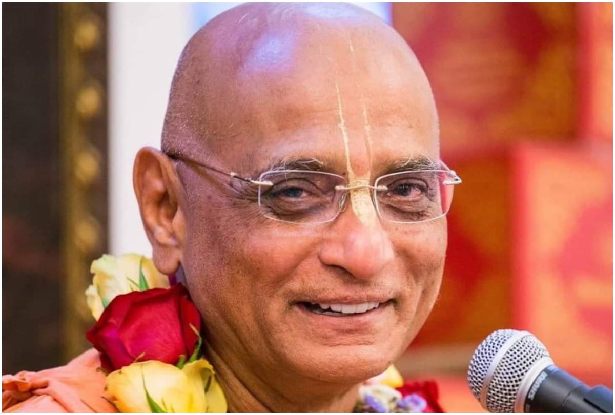 Commissioner and head of ISKCON highest governing committee Guru Bhakticharu Swami died in US due to Corona