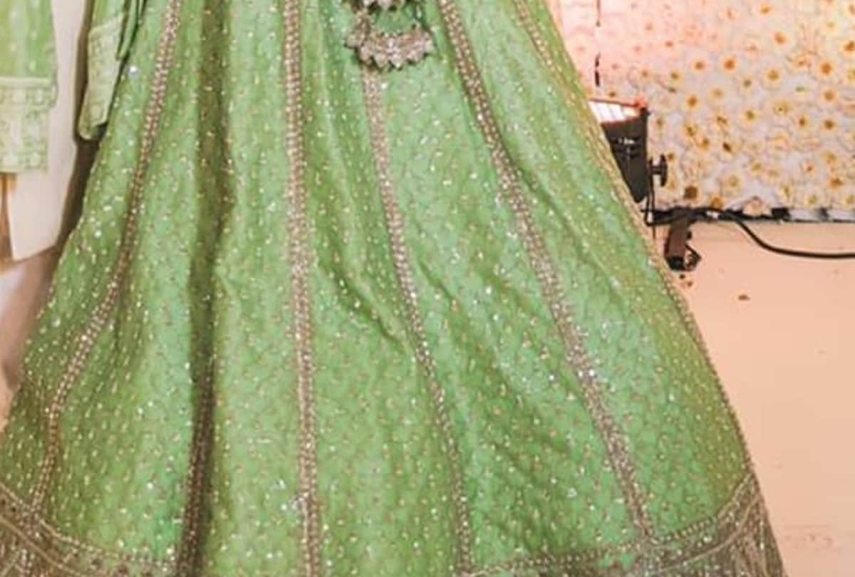these real life bride experiment with her wedding lehenga and look gorgeous