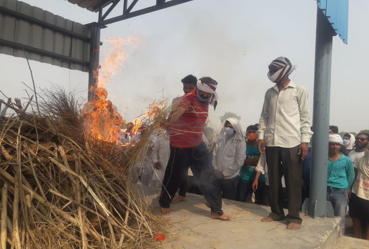 Kanpur Encounter Martyr Jitendra Pal Funeral In Mathura