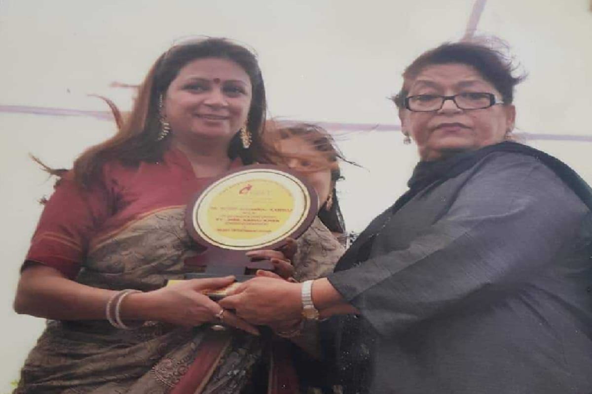 Bollywood's famous choreographer Saroj Khan had a special relationship with Meerut and taught dance to youngsters of city