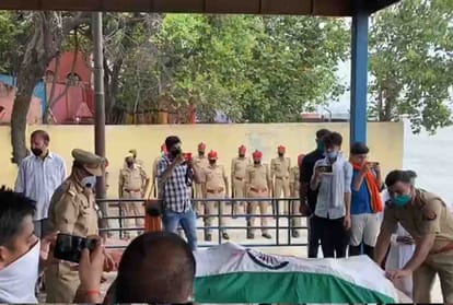 Eight policemen martyred in Kanpur, today will be cremated