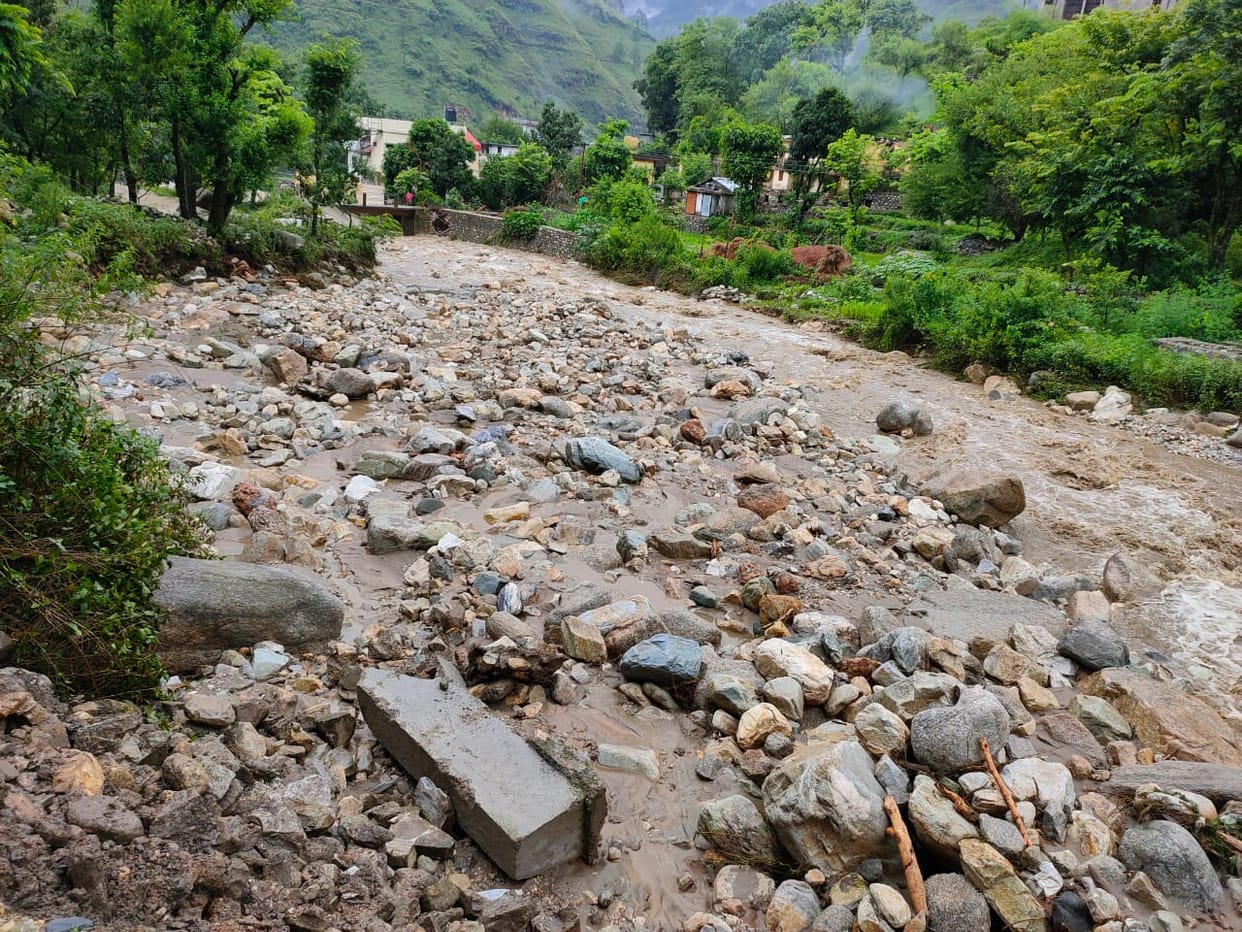 Monsoon 2020 Rainfall in Uttarakhand: Youth killed Due to landslide, Road collapse in River