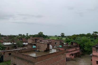 Weather Update Today: heavy rain in jharkhand, Hightide in Mumbai, rain in Bihar cities including Patna darkness in the daytime