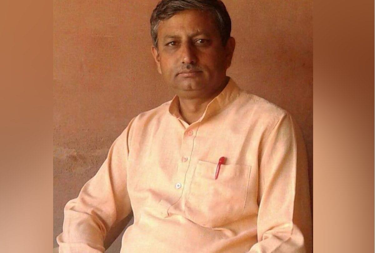 100 grams of sugar will be given per person : Garg