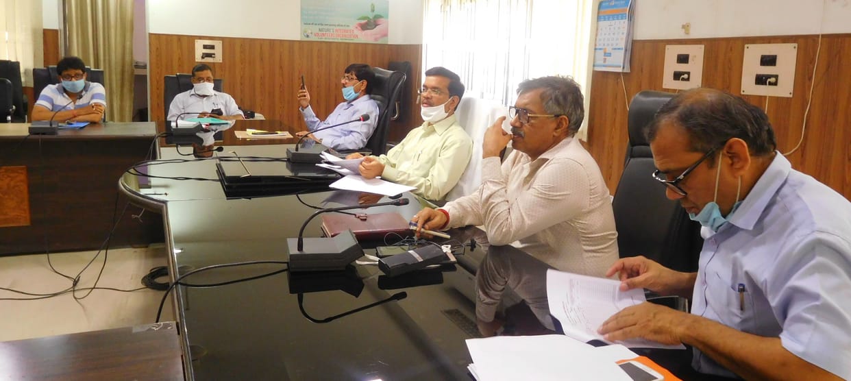 Hathras: From today onwards, teams will go door to door to inquire about the health of the people
