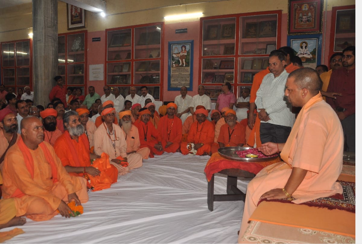 Guru Purnima 2020: Public programs will not be held on Guru Poornima in Gorakhnath temple