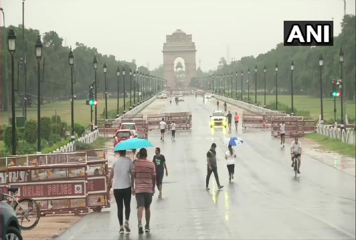 Delhi NCR weather updates monsoon rain maximum and minimum temperature