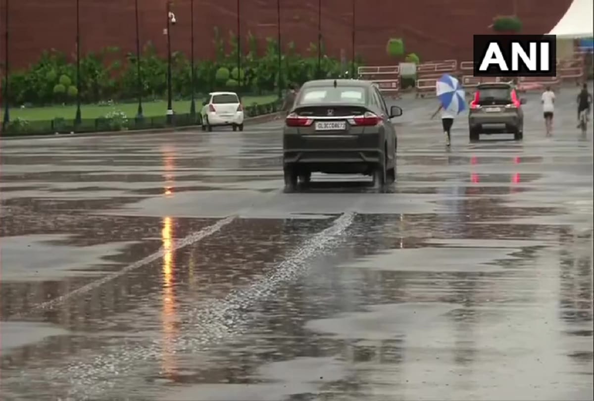 Delhi NCR weather updates monsoon rain maximum and minimum temperature