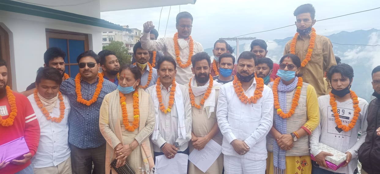 Many workers of BJP, ABVP and NSUI join Uttarakhand jan ekta party