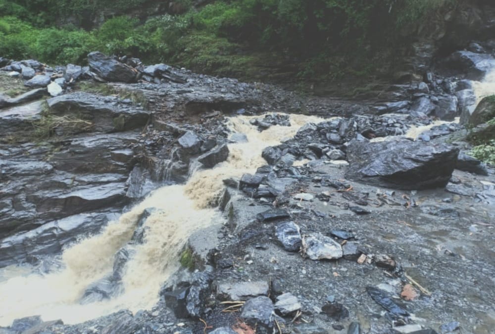 Monsoon 2020 in Uttarakhand: Badrinath and yamunotri highway become danger zone, photos