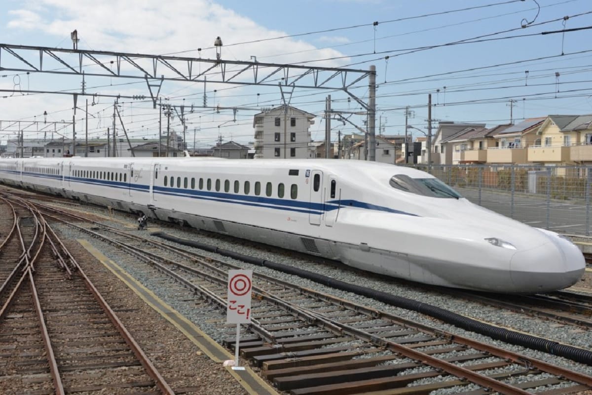 Data collection work started for running Delhi Varanasi bullet train