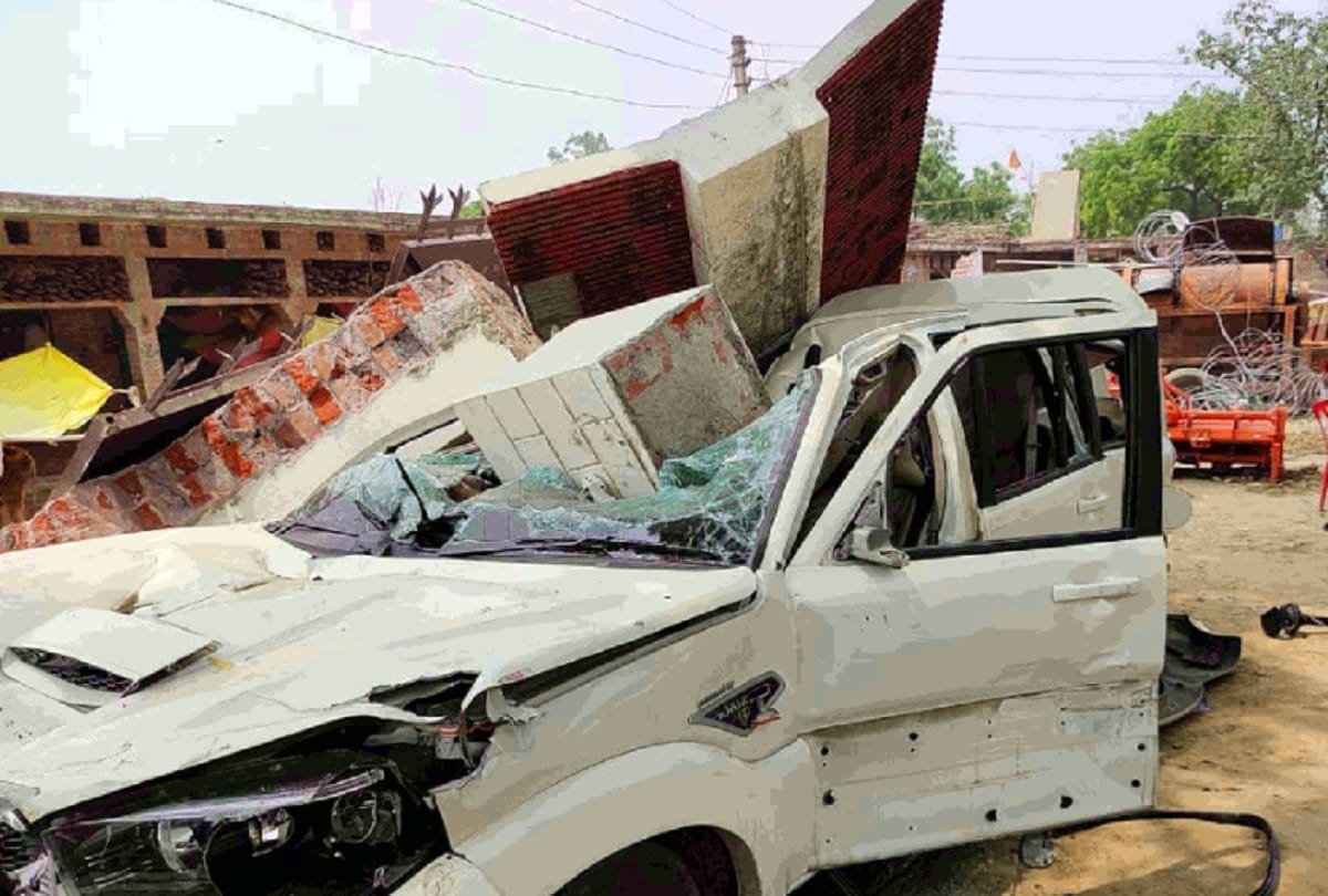 Vikas Dubey Kanpur Encounter: Police Constable Shivmurat Nishad injured during Vikas Dubey encounter news update