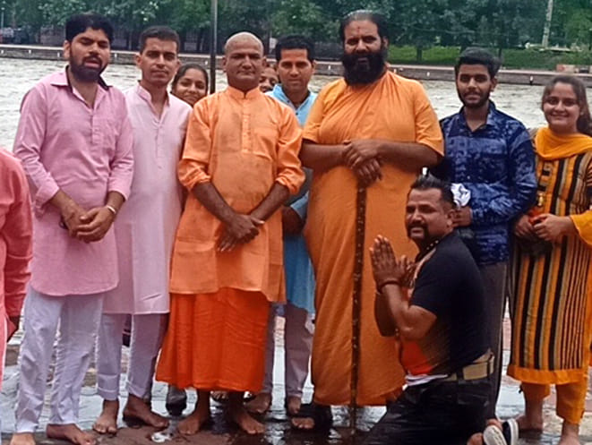 Radha Raman Das retires the eclipse