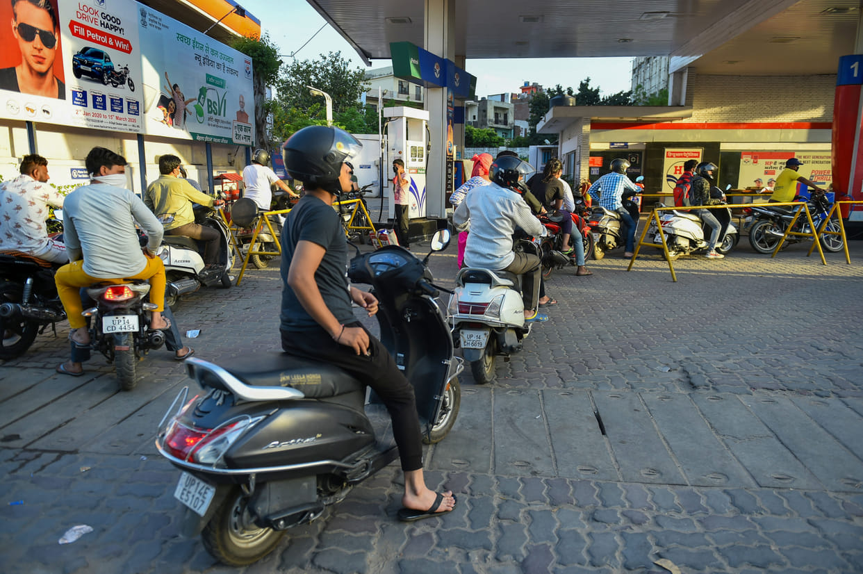 If you fill petrol while sitting on a bike or scooter at petrol pump, benzene vapours could be dangerous for your lungs