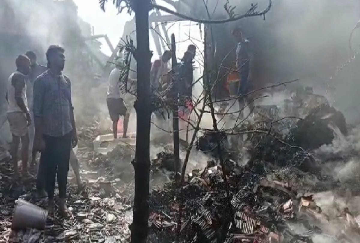 Illegal factories are running indiscriminately in modi nagar 