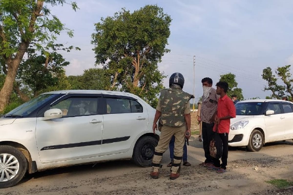 Vikas Dubey Kanpur Encounter News:Vikas Dubey seen here in West UP with two Scorpio and colleagues, on police alert