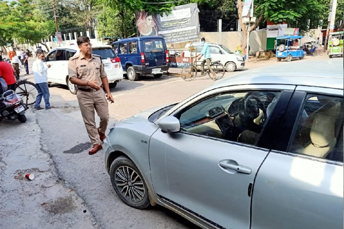 Vikas Dubey Kanpur Encounter News:Vikas Dubey seen here in West UP with two Scorpio and colleagues, on police alert