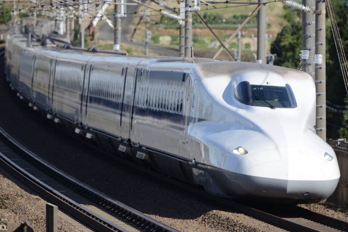 japan unveils new bullet train N700S that can keep on running during earthquake reduce air resistance noise