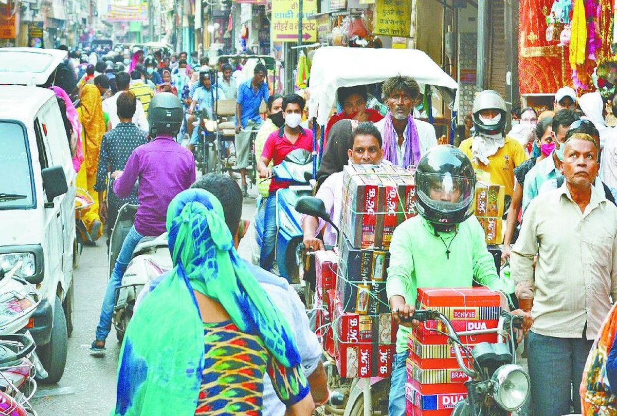 coronavirus latest update people violating unlock 2 guidelines in mathura
