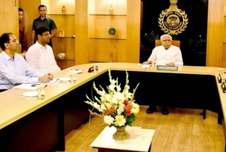 Dushyant Chautala presented a draft ordinance proposing 75% reservation in private jobs for youth from the state