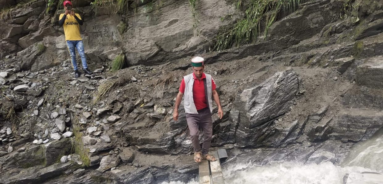 Yamunotri highway closed for the third day
