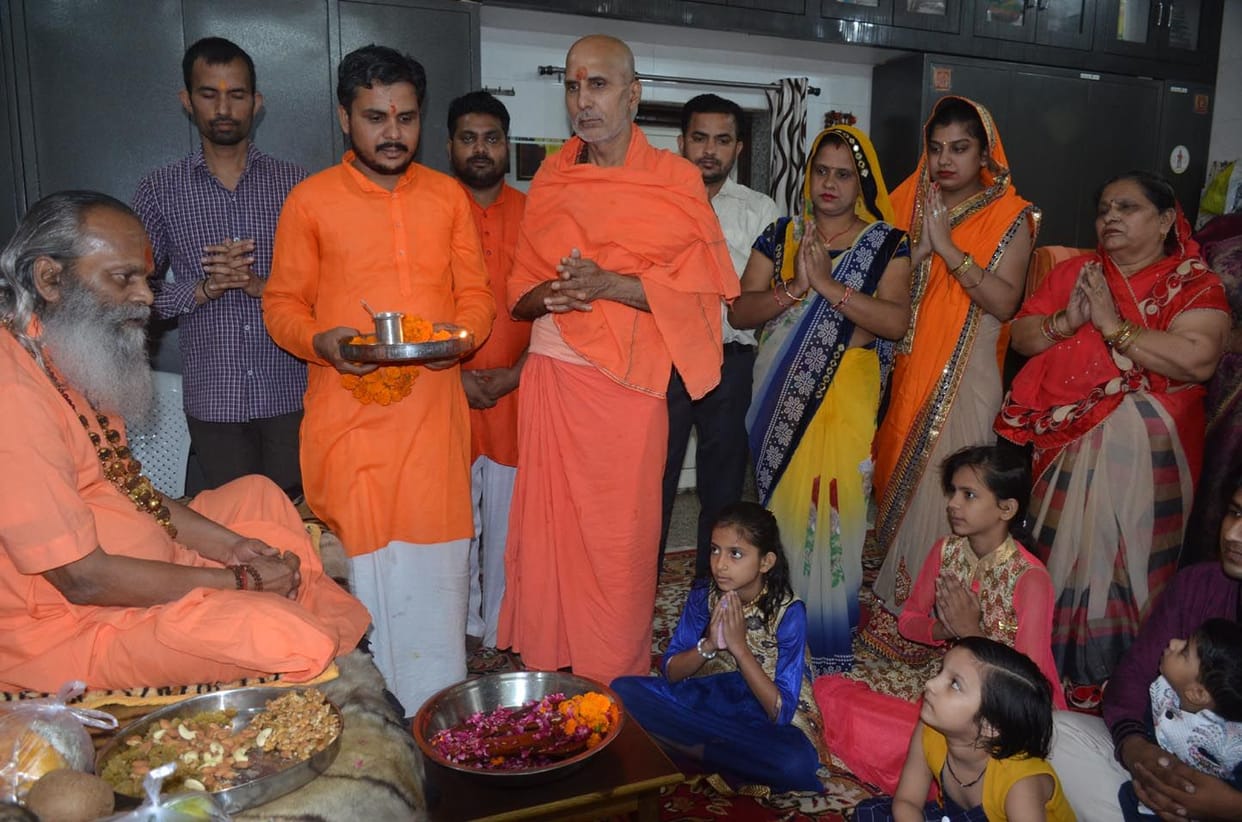 Muzaffarnagar: Gurus worshiped on Guru Poornima