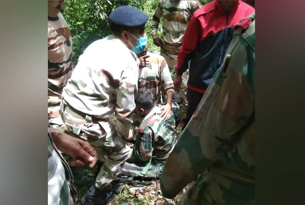 Army Truck Fell into ditch on Auli Road in Uttarakhand, Trainee ITBP Soldiers done Rescue of Injured jawans, Photos