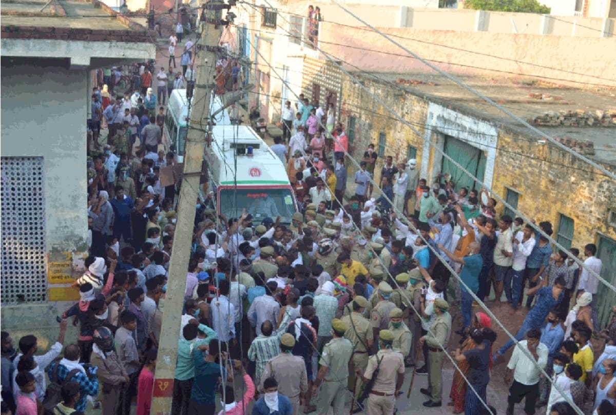 modinagar factory fire a girl was working for brother bail a boy working for study died in fire