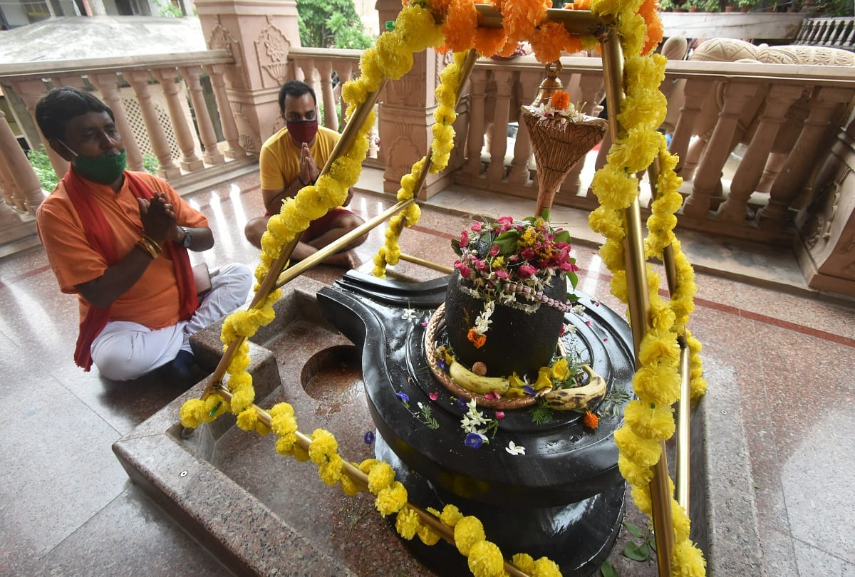Amid the silence, from today onwards, Shiva temples are seen from far away