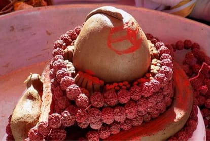 sawan 2020: special shiva lingam worship is beneficial in Sawan, learn the whole worship method