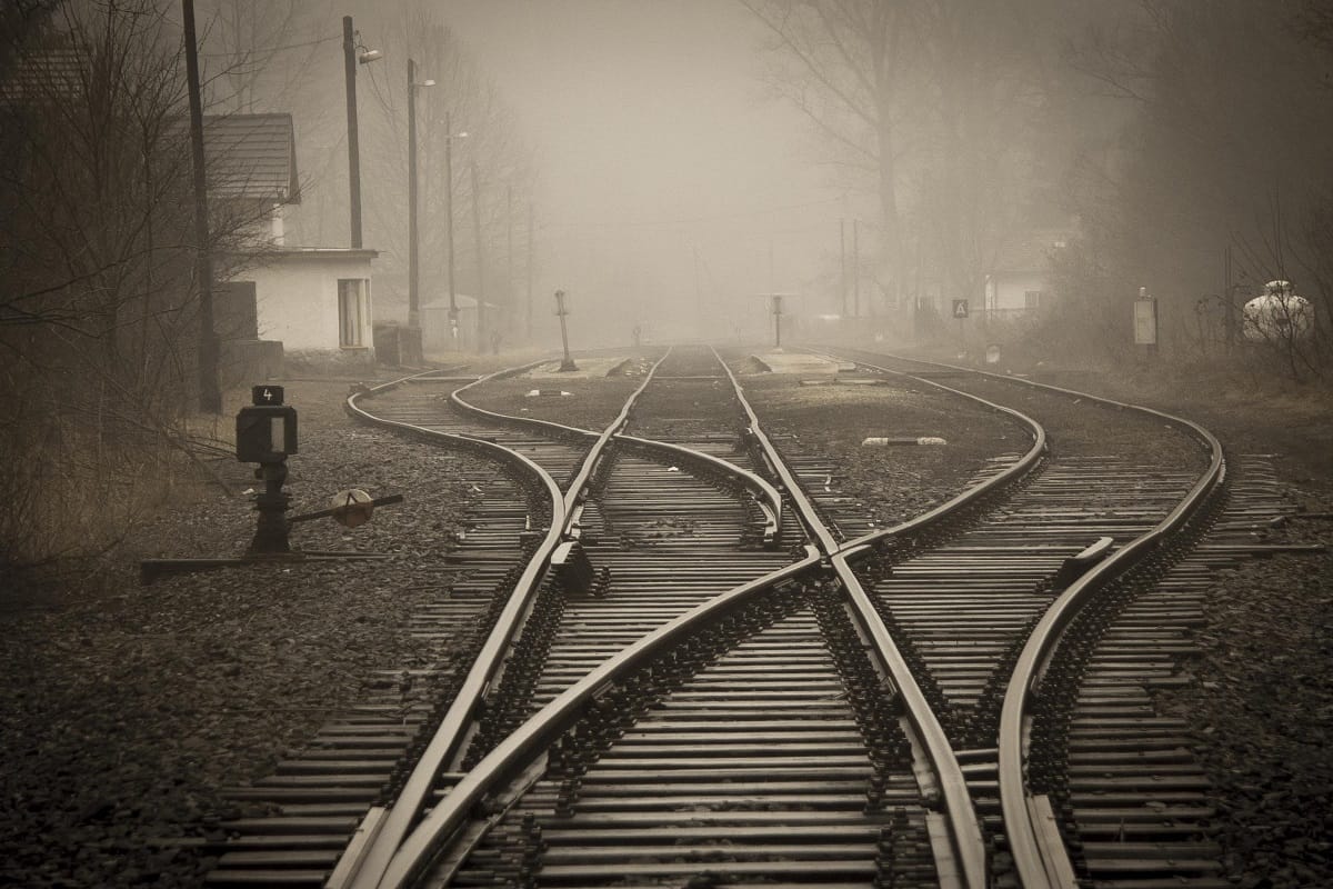 Know about how train horn signals work