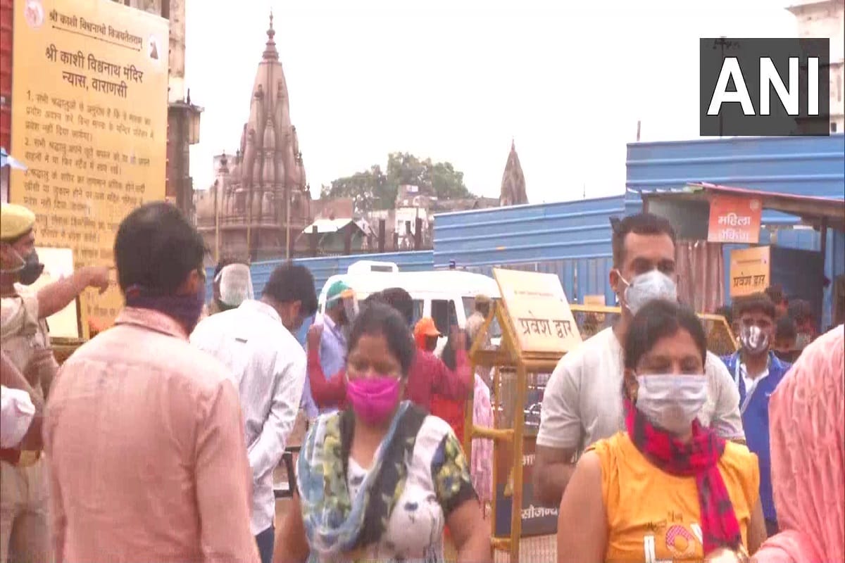 Five Mothe of Lockdown in varanasi: Kashi vishwanath mandir silence during corona pendamic see photos