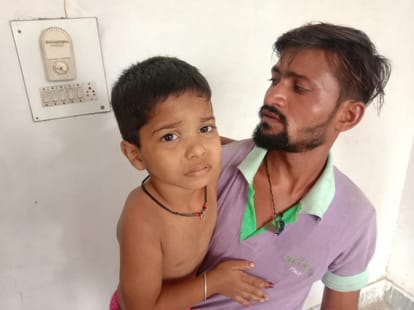 Younger brother firing elder brother family in land dispute in azamgarh up