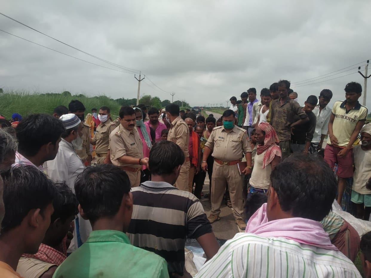 Youth dies in Kokhraj due to unknown vehicle collision, road jammed
