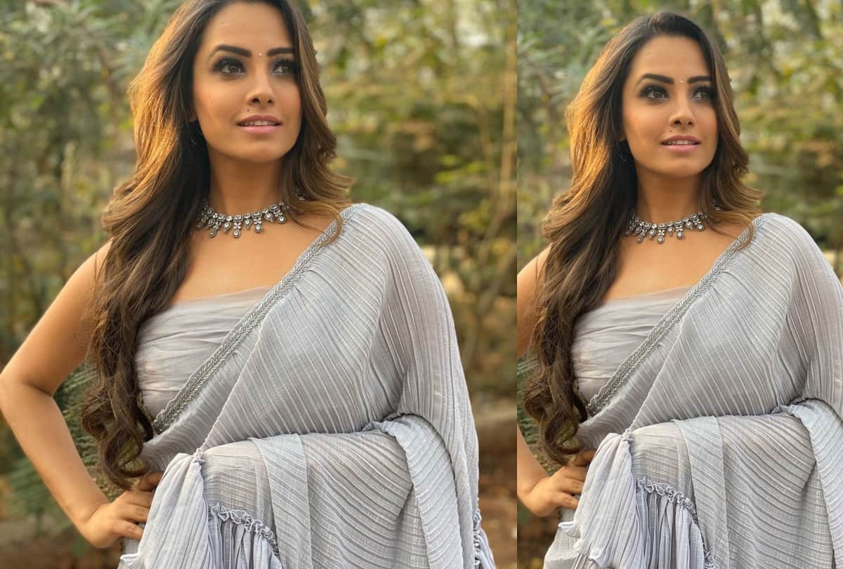 tv actress anita hassanandani blouse and saree glamorous look