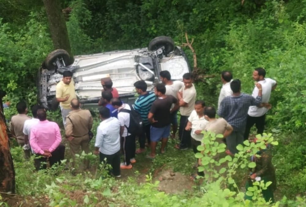 Husband Wife New Car Fell into ditch in tehri during going to market, Two people killed,