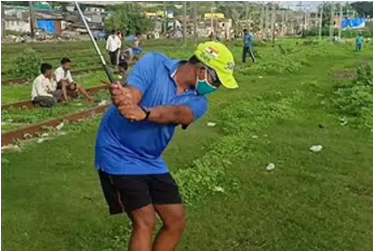 With course out of reach golfer-cum caddy Mane trains by railway tracks
