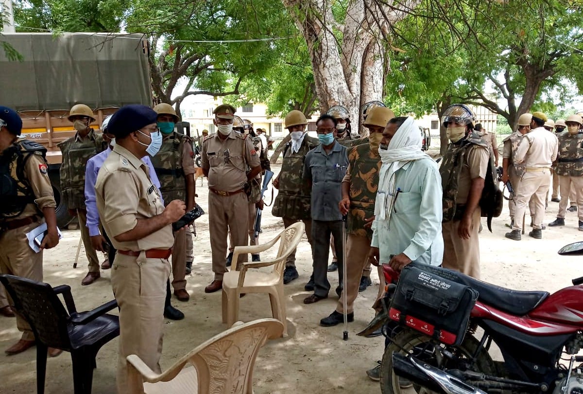 Kanpur Encounter Latest News: Police attached history-sheeter Neeraj Yadav's house in Mainpuri