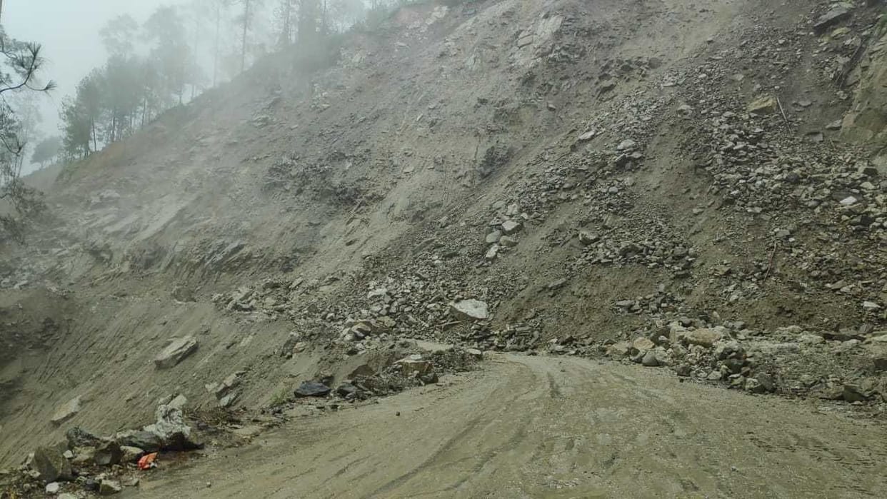 continuous landslide on NH