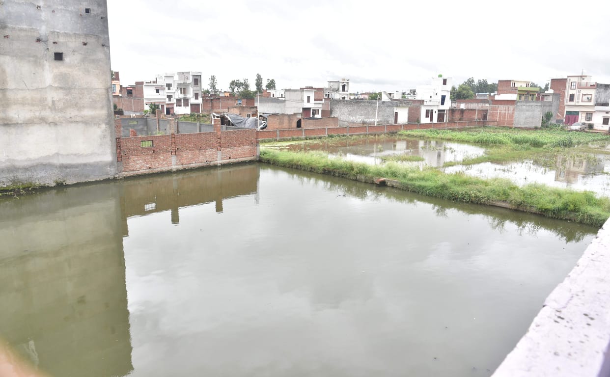 water on road in chandausi