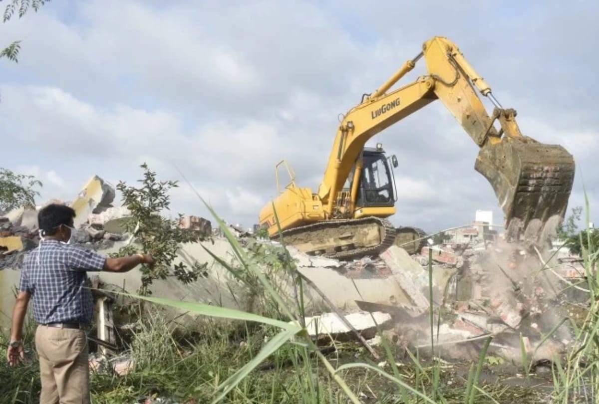 UP Government Action will be taken on complaints filed on anti-land mafia portal