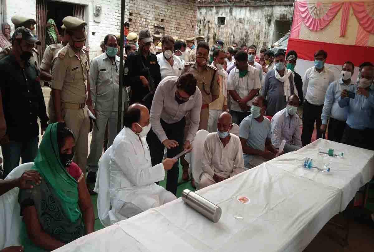vikas dubey encounter: martyr sub inspector nebbulal's father said - now satisfied, martyrdom of son not empty